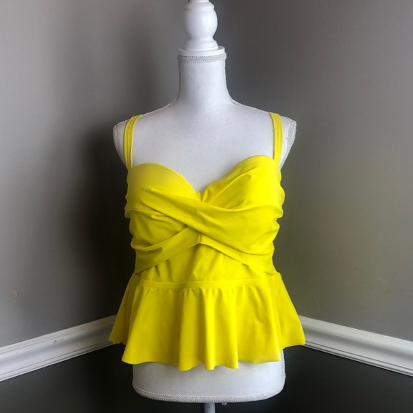 torrid Other - Torrid 2X Yellow Twist Underwire Tankini Top